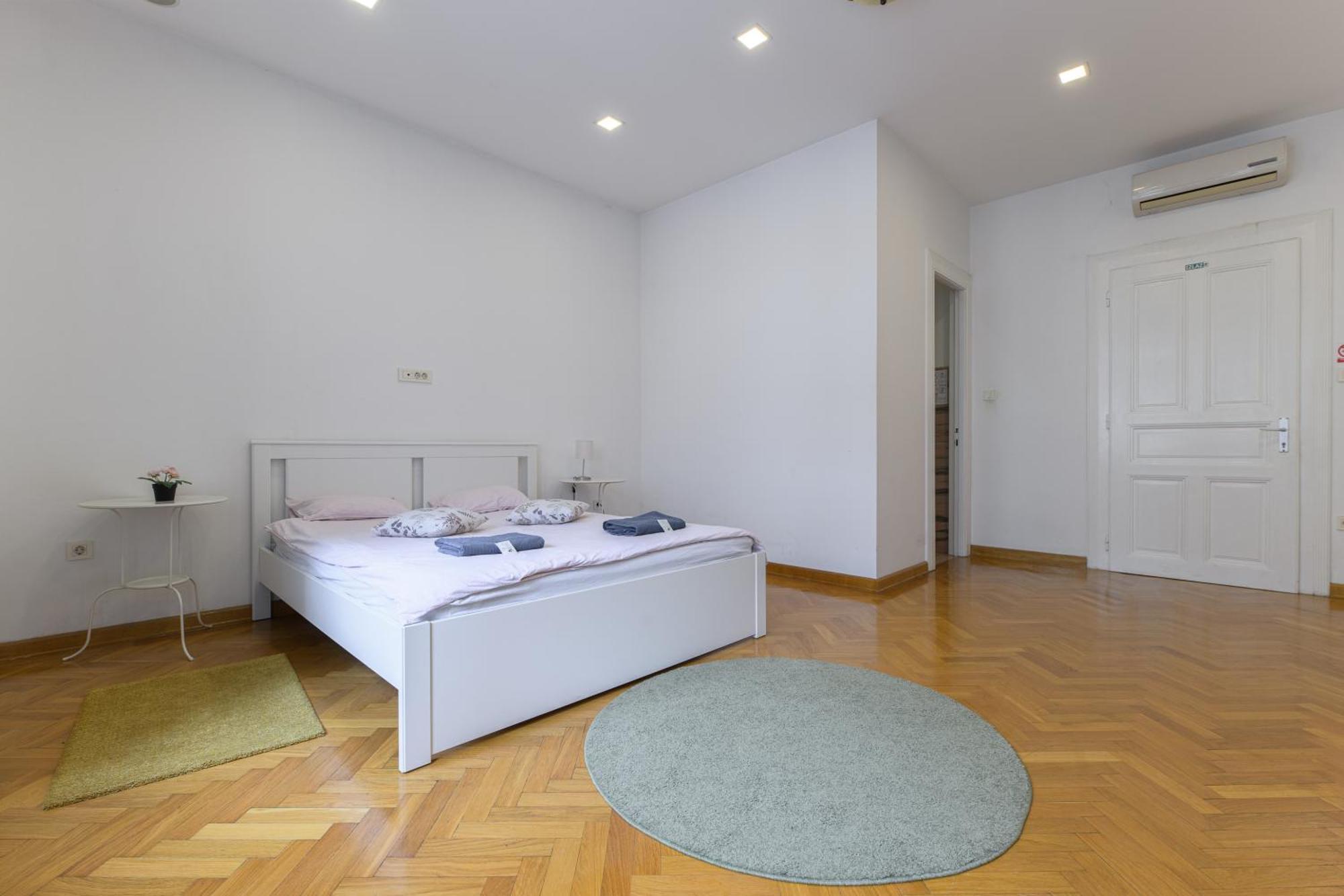 Apartment Luna Zagreb Exterior photo