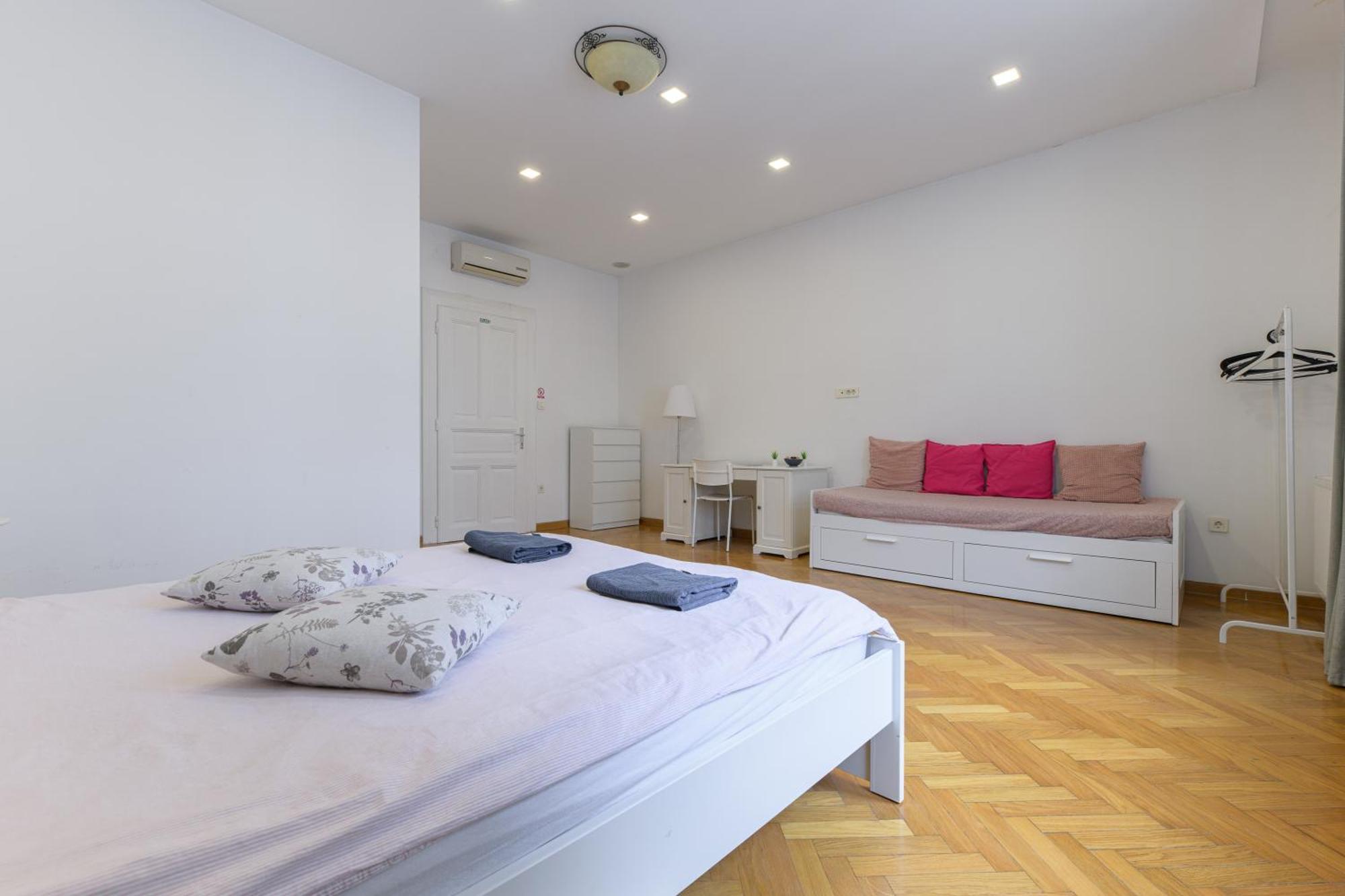 Apartment Luna Zagreb Exterior photo